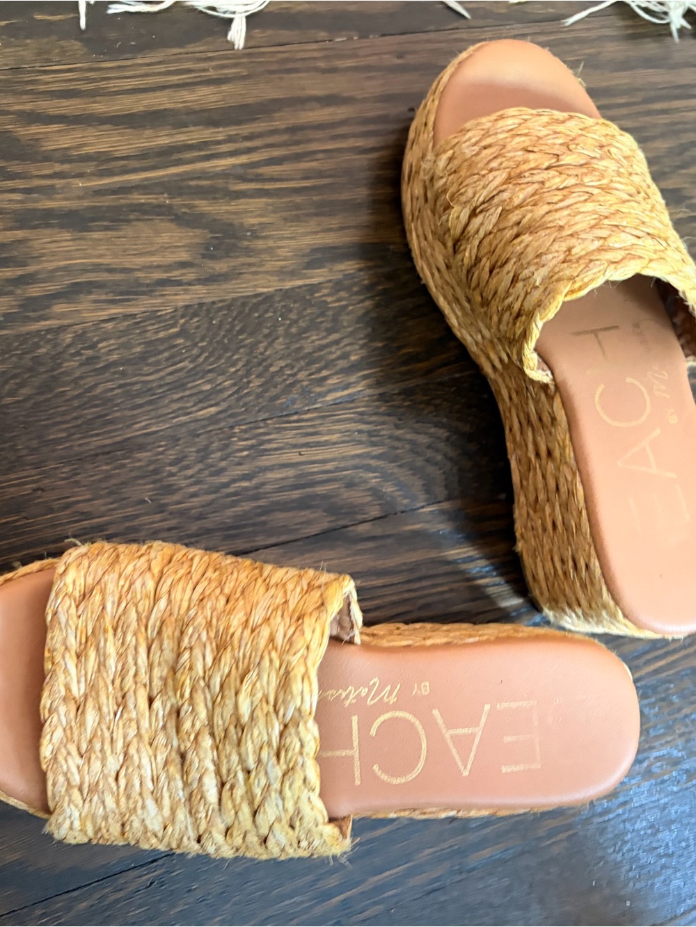 Beach by Matisse Peony Platform Sandal color cognac size 8 gently used